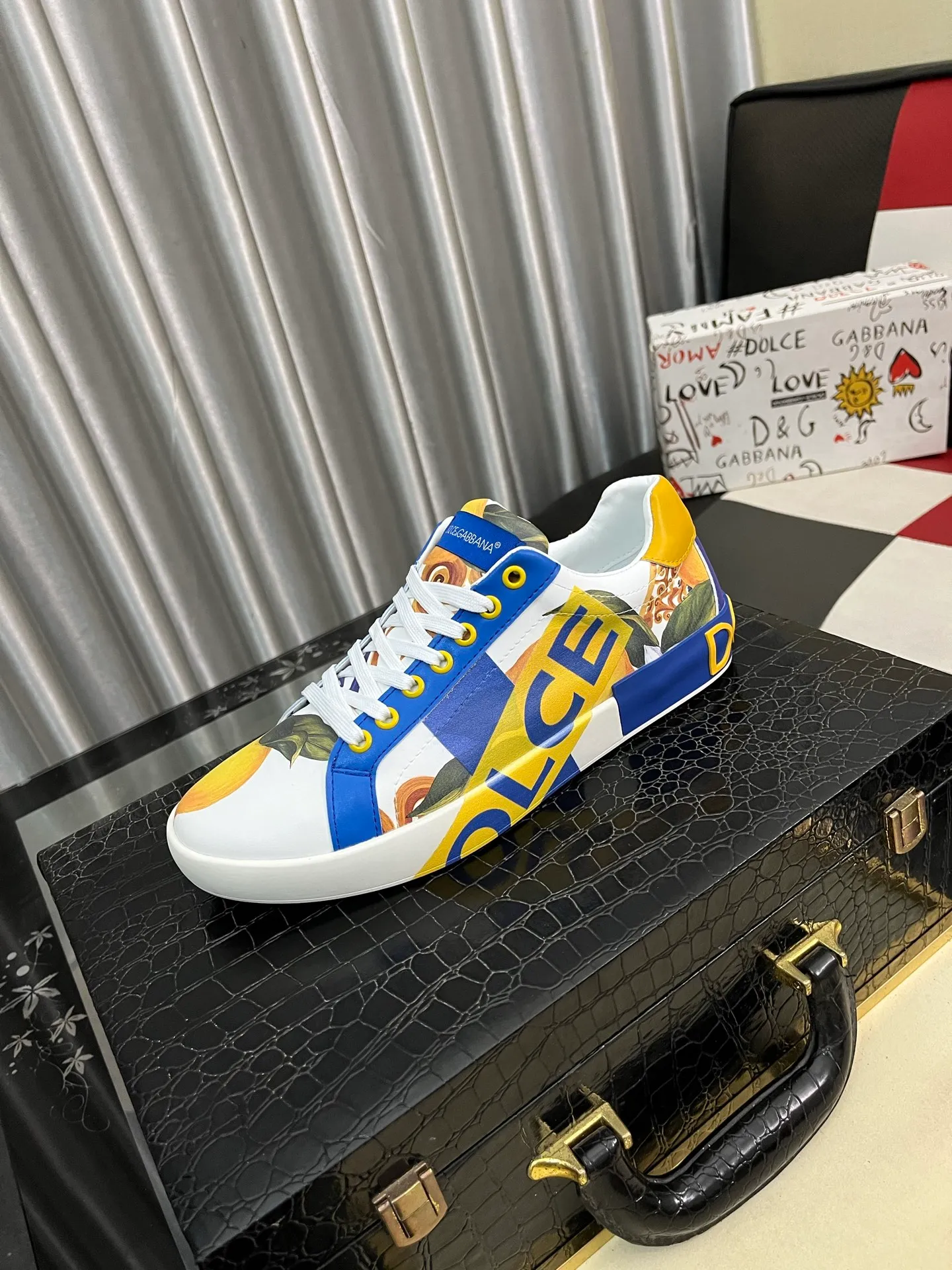 Men's shoes 💰480⌚️⌚️[DG] The latest official website casual, men's shoes original quality imported first-layer cowhide stitching ➕Yangli [Proud] In terms of materials and workmanship, it beats all versions on the market 💕The highest quality shipments. Real photos, imported fabrics highlight the unique charm of the brand 😘The shoelaces are also original custom-made 👻Classic lace-up shoes are very comfortable on the feet, size 35-46